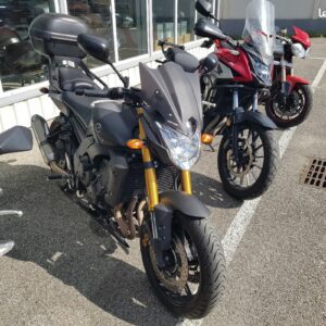 YAMAHA FZ8 SP-R