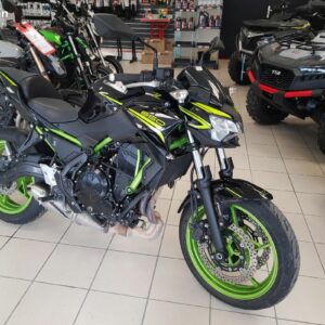 KAWASAKI Z650 BRIDABLE PERMIS A2